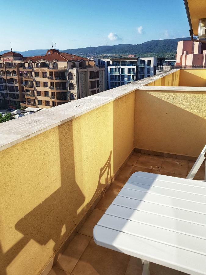 Strangerъ Apartment Slăntjev Brjag Exteriör bild