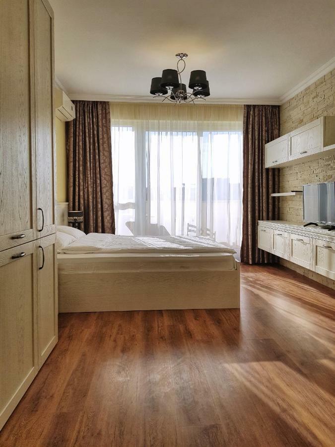 Strangerъ Apartment Slăntjev Brjag Exteriör bild